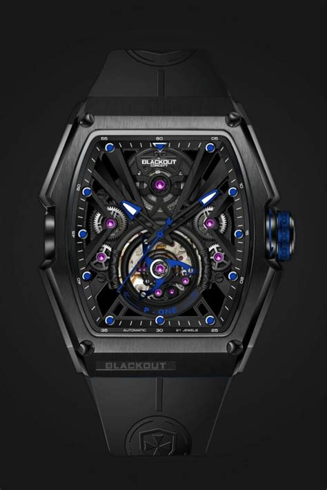 blackout concept montre.